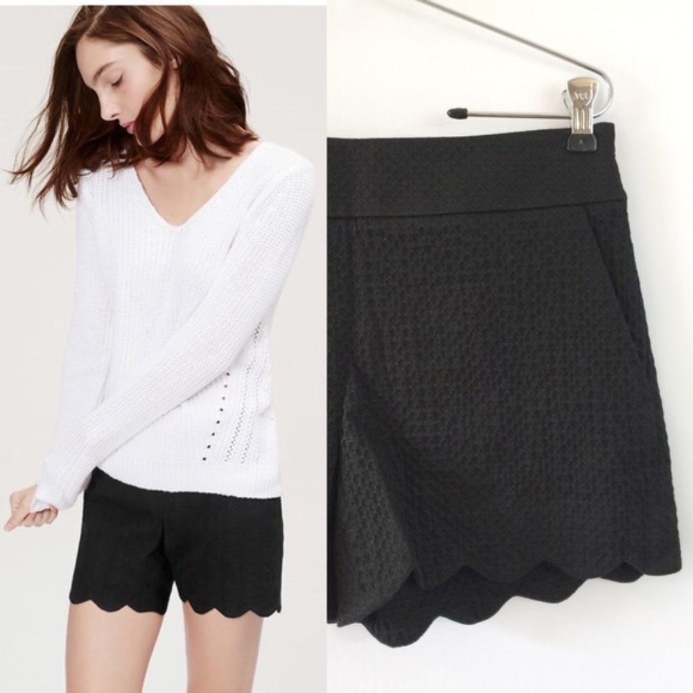 Ann Taylor LOFT Scallop Shorts